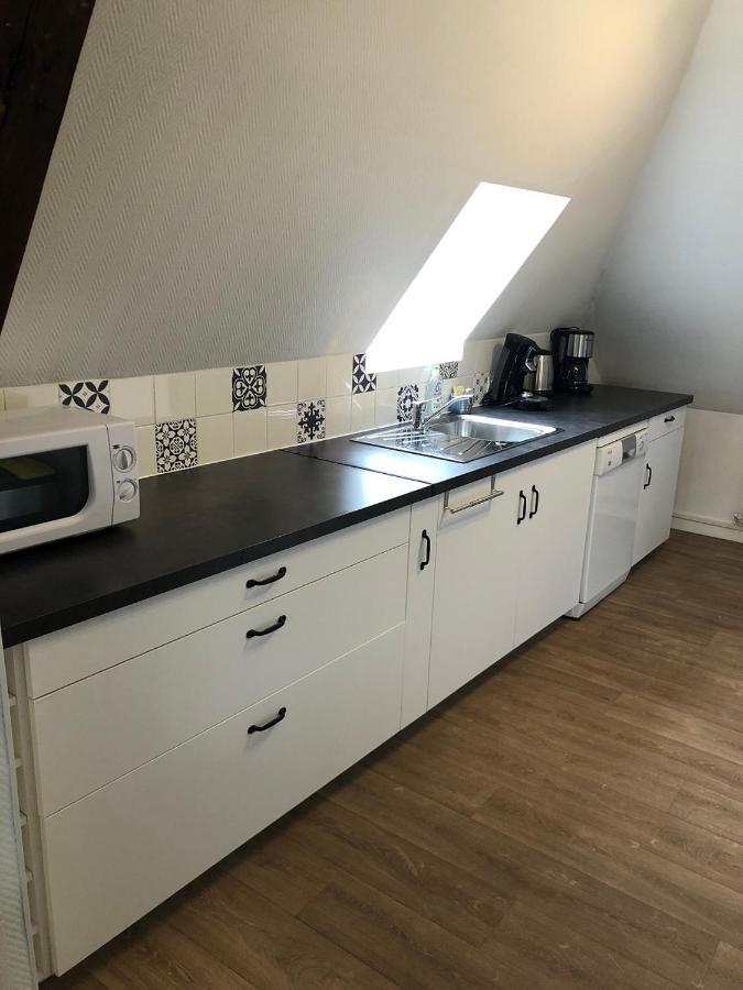 Ferienwohnung Chez Jules ,Parking gratuit, 3ème Etage Saint-Valéry-sur-Somme Exterior foto